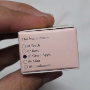 Just herbs Green Apple Lip Scrub