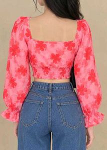 Chic Floral Square Neck Crop Top🦋