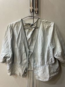 Light Wash Tie-Front Cropped Top