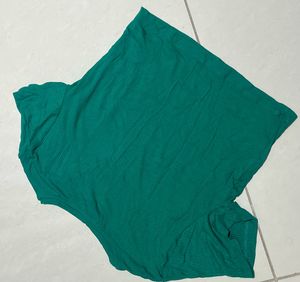 Green Ribbed Crop Top 💚