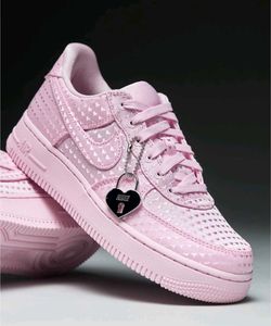 Nike Air Force Valentine