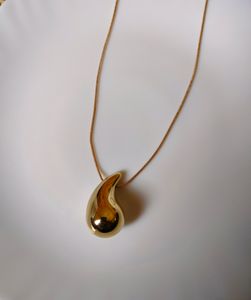 Tear Drop Chain Pendant..✨
