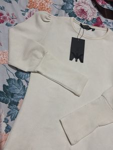 Cream Puff Sleeve Top With Tag