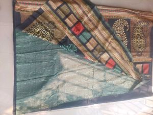 Elegant Black Saree with Geometric Motifs