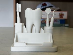 Dentist Business Card Holder - Tooth Organizer
