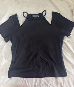 SF Jeans Co Black Ribbed Cut-Out Shoulder Top | XL