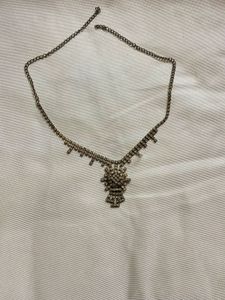 Sparkling Rhinestone Pendant Necklace