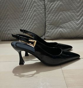 Chic Black Patent Slingback Heels