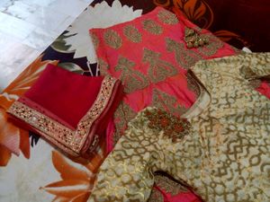 Beautiful Pink &amp; Gold Lehenga Choli Set