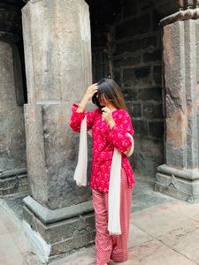 Beautiful Pink Printed farshi Kurta Set w dupatta