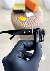 louis vuitton Frame Glasses