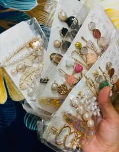 Sparkling Beautiful  Alligator Hair Clip Set
