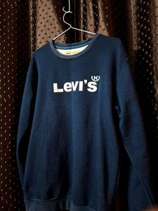 -Premium Levi’s Sweatshirt🔥