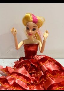 New Fashionista Doll Wid Dress,Shoes,Makeup, Purse