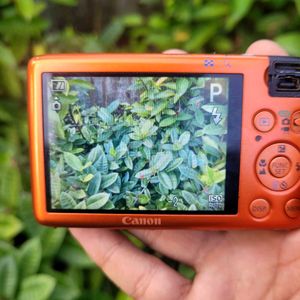CANON IXUS 130 Digital Camera
