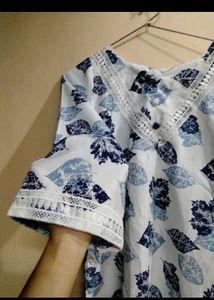 White Blue Leaf Print Kurta