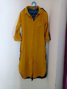 Avaasa Brand Top With Two Shade