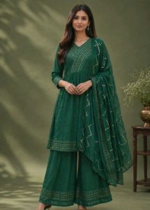 Elegant Emerald Green Kurta Set with Du