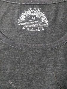 Beautiful T shirt with amazing paint