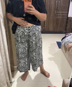 Stylish Printed cord Pants and top