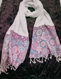 Very Beautiful N Comfortable Woolen Kashmiri Scarf