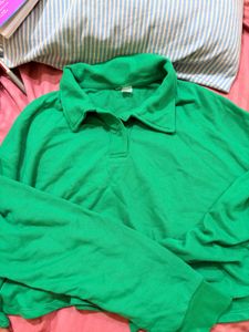 Green Collared Cropped Sweatshirt
