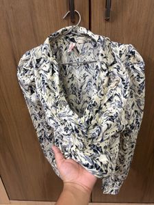 Stylish Printed Twist Front Blouse