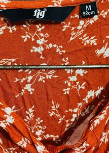 Beautiful Maxi Dress Size M. Never Used. But No Ta