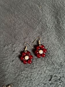 Charming Flower Bead Earrings