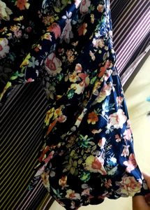 Floral Print Crop Shirt