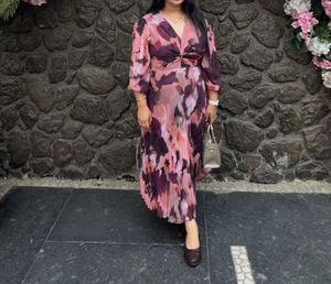 colour blocked dress