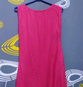 Avaasa Sleeveless Kurta