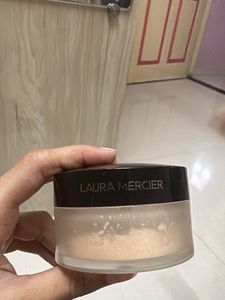 Laura Mercier Translucent Loose Setting Powder
