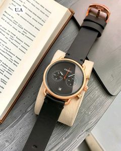 FOSSIL PREMIUM QUALITY LEATHER BELT MENS WATCH