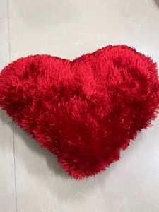 Heart-Shaped "I Love You" Plush Pillow