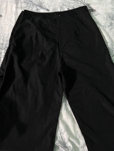 black long pants