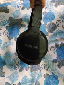 Wireless Bluetooth Headphones with data cable