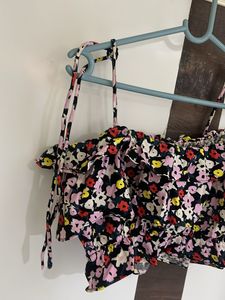 Floral Ruffle Crop Top