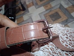 Elegant White Lace Shoulder Bag