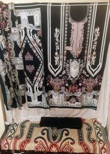 Elegant Black Printed Pakistani Kurta Set