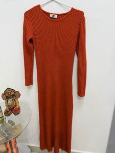Ribbed Knit Long Sleeve Midi Dress