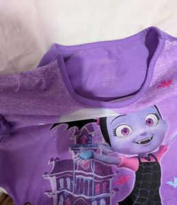 Disney Junior Vampirina long-sleeve apparel piece