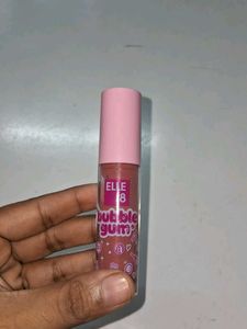 blush lipstick lipgloss