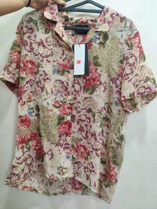 Calvin Klein Floral Button-Up Shirt - L