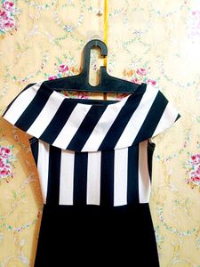 🇳🇿💫🎀Chic Black &amp; White Striped Fit &amp; Flare