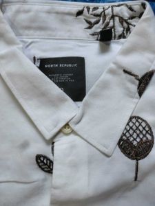 NORTH REPUBLIC Men's White Embroidered Button-Down