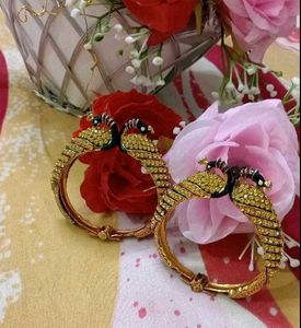 Stunning Peacock Bangle Set
