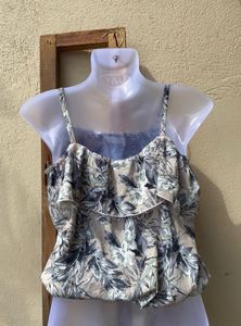 Floral Ruffle Crop Top