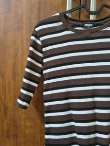 Striped Quarter Sleeve Top