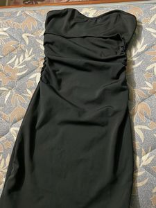 Chic Black Strapless Ruched Dress